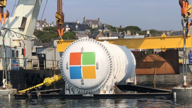 Microsoft está afundando Datacenters no mar